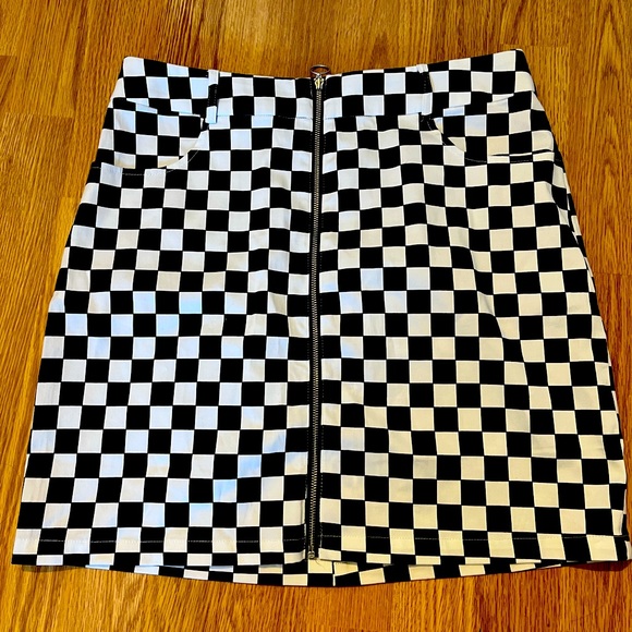 Twik black and white checked miniskirt- Size M - Picture 1 of 4